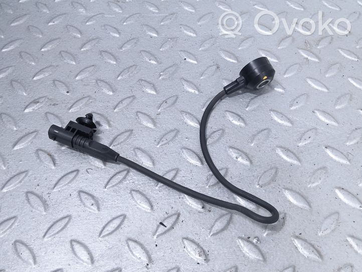 Mercedes-Benz C AMG W205 Klopfsensor A0071530428