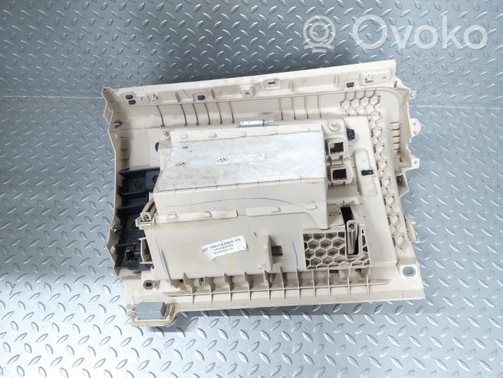 Volkswagen PASSAT B7 USA Glove box set 561857938