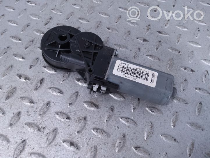 Land Rover Defender Sėdynės valdymo varikliukas QA1024757