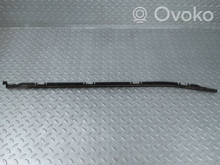 Citroen C4 III e-C4 Rivestimento modanatura del vetro della portiera posteriore 9830616280