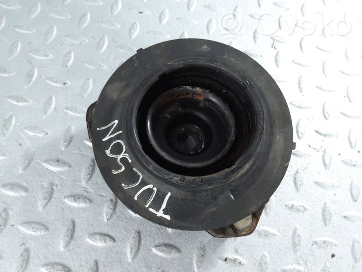 Hyundai Tucson IV NX4 Support de jambe de force supérieur avant 54610N7000