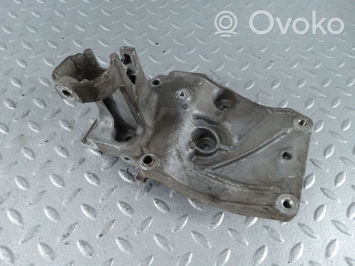 Toyota ProAce City Staffa di montaggio del compressore dell’A/C 9823598480