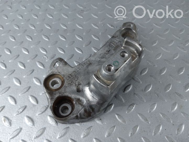 Toyota ProAce City Supporto di montaggio scatola del cambio 9813721980