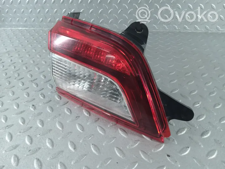 Subaru Outback (BS) Lampy tylnej klapy bagażnika 84912AL080