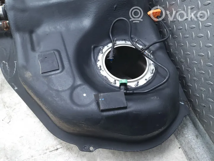 Subaru Outback (BS) Réservoir de carburant 42012SG000