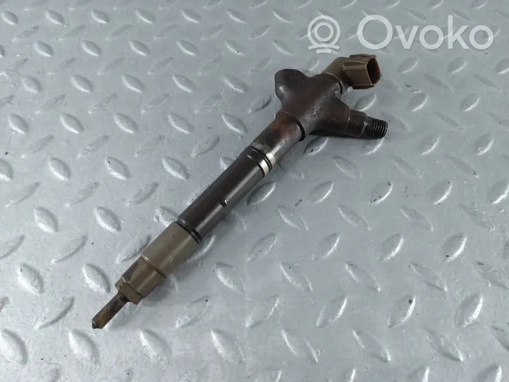 Toyota Avensis T270 Injecteur de carburant 2367029125