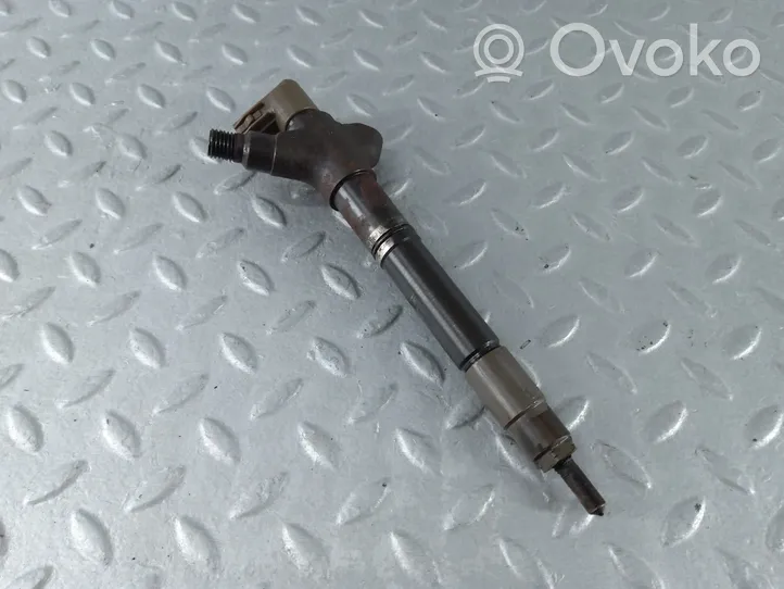 Toyota Avensis T270 Injecteur de carburant 2367029125