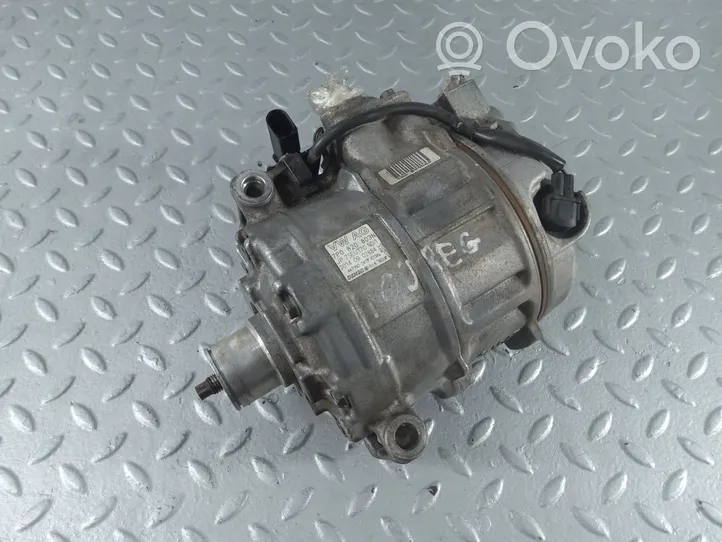 Volkswagen Touareg II Compresor (bomba) del aire acondicionado (A/C)) 7P0820803N