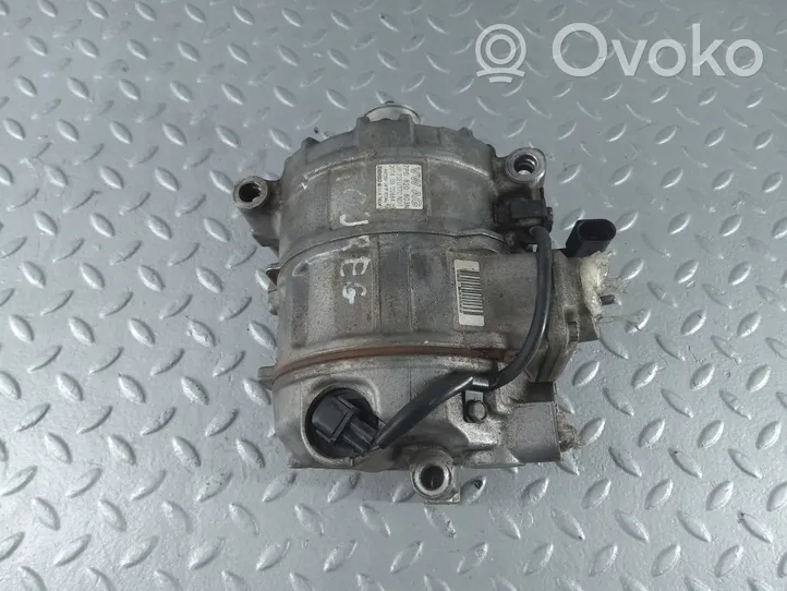 Volkswagen Touareg II Compresseur de climatisation 7P0820803N