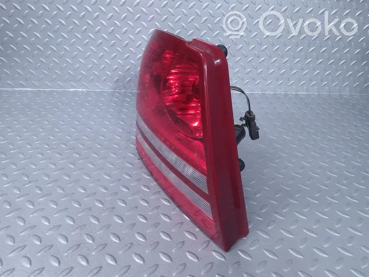 Dodge Avenger Lampa tylna 05303991AD