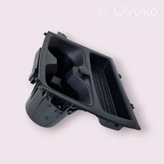 BMW 2 F22 F23 Cup holder 9207321