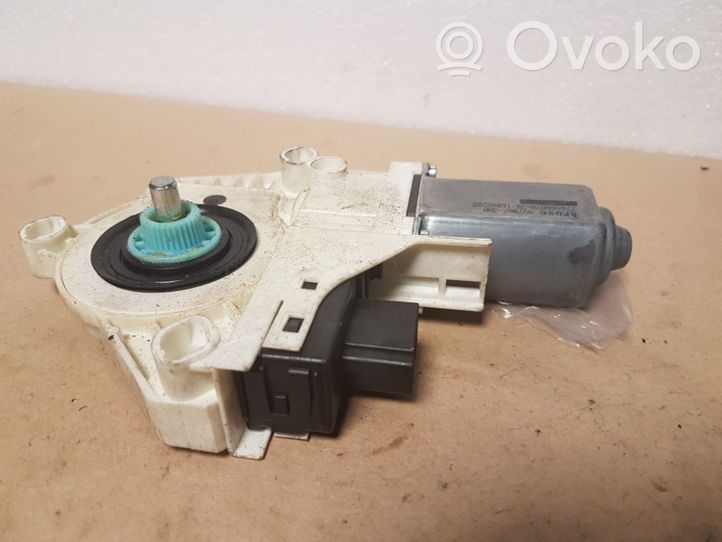 Audi A6 S6 C6 4F Front door window regulator motor 4F0959801B