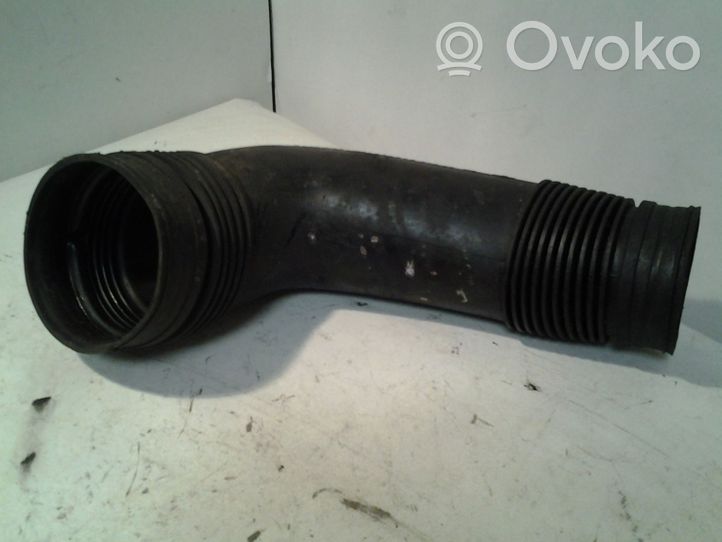 Opel Omega B1 Air intake duct part 90448362