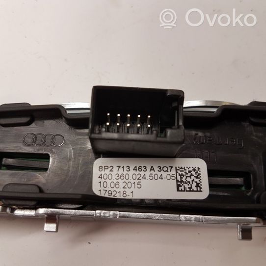 Audi Q3 8U Ātrumu pārslēgšanas sviras dekoratīvā apdare (plastmasas) 8P2713463A