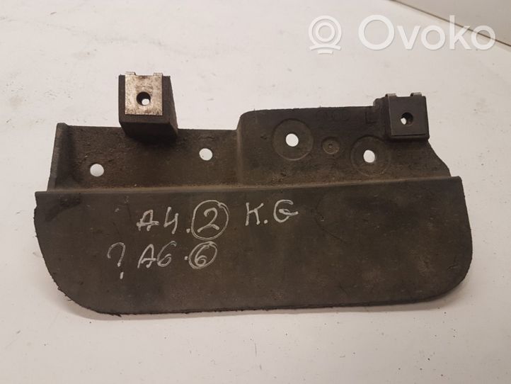 Audi A6 S6 C6 4F Garde-boue arrière 4F0853833