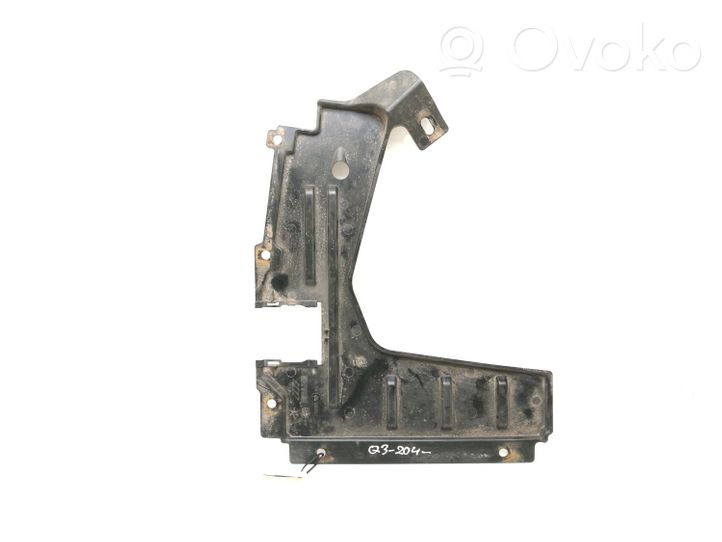 Audi Q3 8U Protezione inferiore del serbatoio del carburante 8U0825216