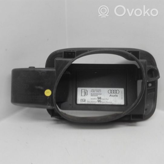 Audi RS4 Sportello del serbatoio del carburante 8K0809857F