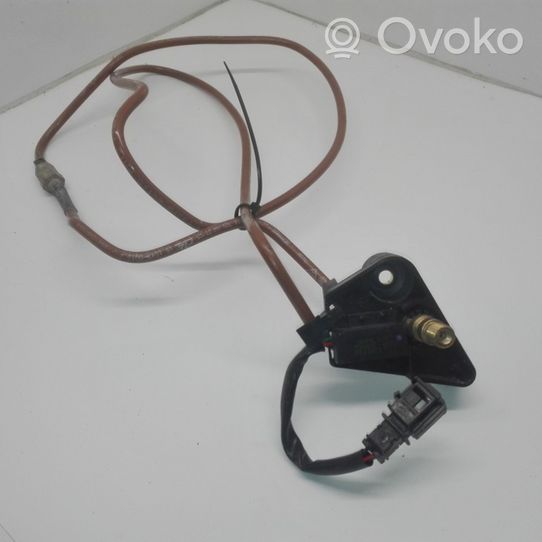 Volkswagen Touareg I Valve vacuum 7L0616751A