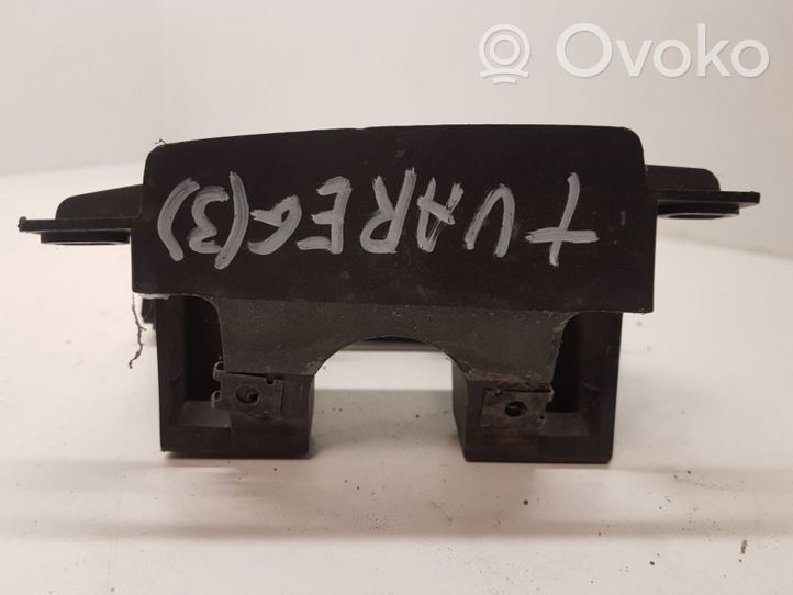 Volkswagen Touareg I Staffa di rinforzo montaggio del paraurti anteriore 7L6807362