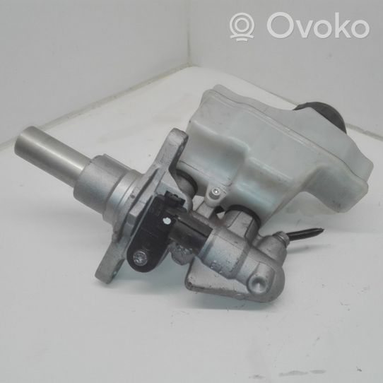 Audi Q3 8U Główny cylinder hamulca 7N2611301B