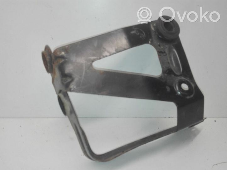 Audi A6 S6 C6 4F Muu korin osa 038131529L