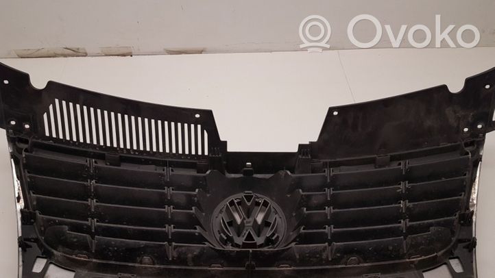 Volkswagen PASSAT B6 Griglia anteriore 3C0853651