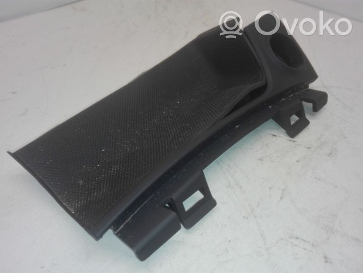 Audi Q3 8U Kita centrinė konsolės (tunelio) detalė 8U2864131A