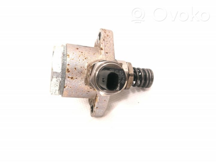 Audi RS4 Pompe d'injection de carburant à haute pression 079127025Q