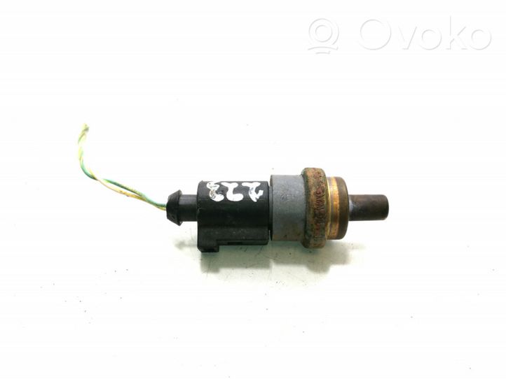 Audi A8 S8 D3 4E Sonde de température de liquide de refroidissement 06A919501A