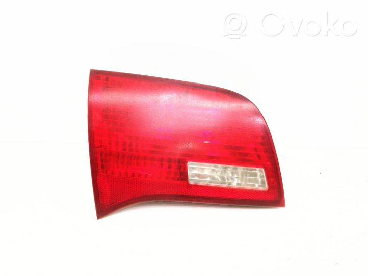 Audi A6 Allroad C6 Luci posteriori del portellone del bagagliaio 4F9945093