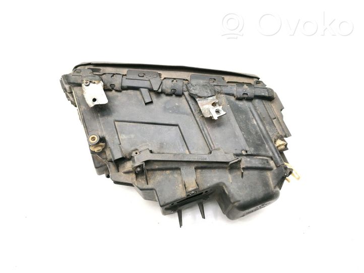 Audi A8 S8 D2 4D Faro/fanale 305235231