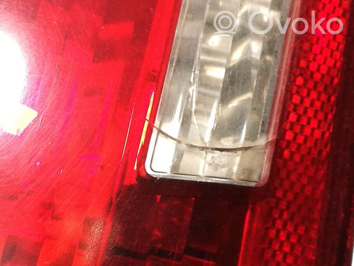 Audi A6 S6 C6 4F Lampy tylnej klapy bagażnika 4F9945093