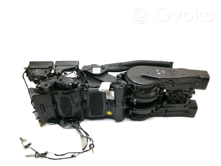 Audi A8 S8 D4 4H Sisälämmityksen ilmastoinnin korin kokoonpano 4H0820004C