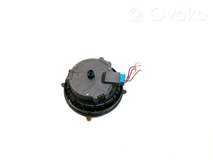 Audi Q3 8U Element lusterka bocznego drzwi przednich 98561