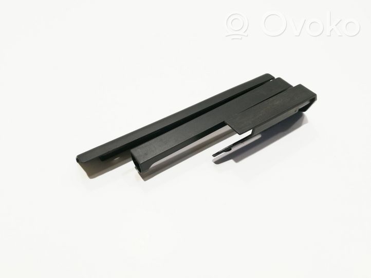 Audi A8 S8 D4 4H Rivestimento binario portellone scorrevole 4H0881349