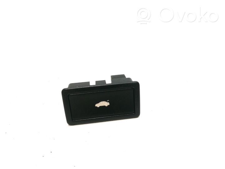 Audi A8 S8 D3 4E Bouton interrupteur ouverture du coffre 3D0959831D