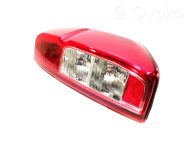 Nissan Navara Rear/tail lights 0821519k6R