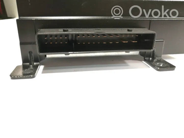 Audi A8 S8 D3 4E Amplificatore 4E0035466