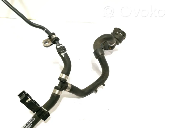 Audi Q2 - Tuyau de liquide de refroidissement moteur 5Q0122101GK