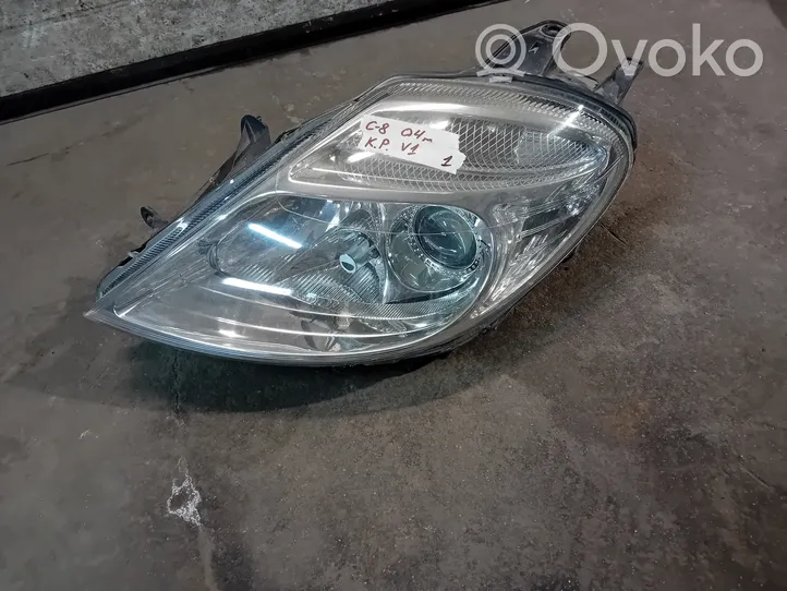 Citroen C8 Lampa przednia 