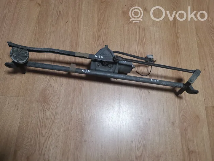 Volvo 940 Front wiper linkage and motor 5131906