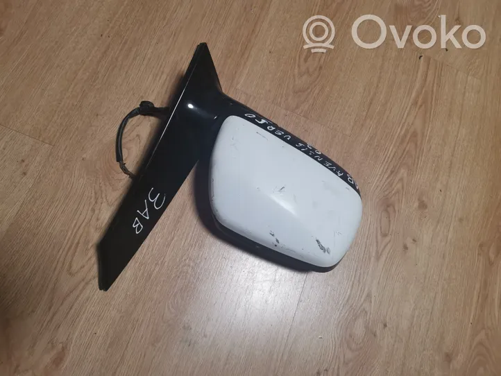 Toyota Avensis Verso Front door electric wing mirror 012153