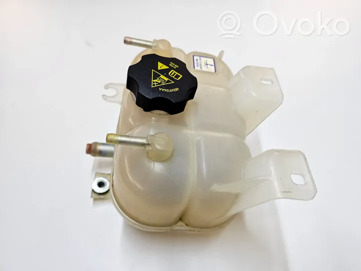 Chrysler Pacifica Coolant expansion tank/reservoir 68217323AA