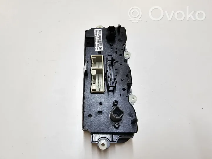 Volkswagen Tiguan Gaisa kondicioniera / klimata kontroles / salona apsildes vadības bloks (salonā) 1K0820047JL