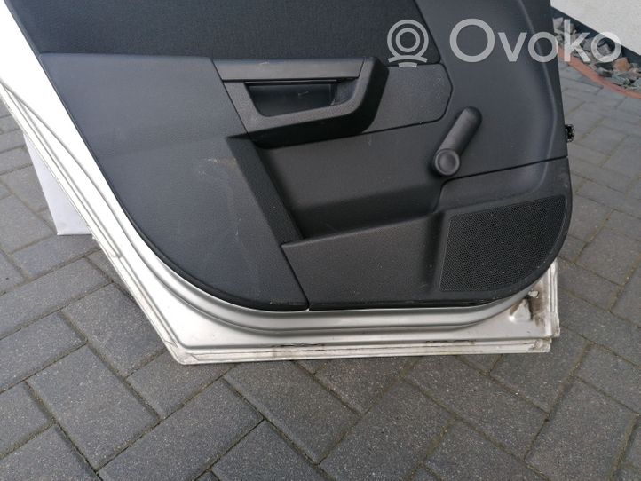 Opel Astra H Задняя дверь 