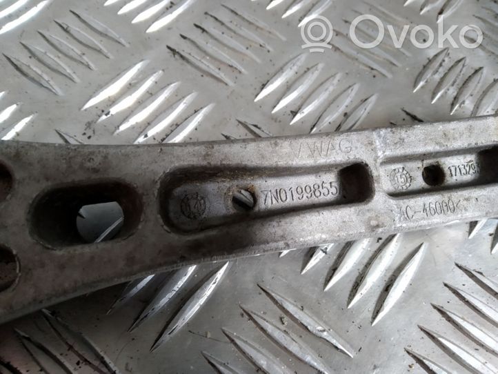 Audi Q3 8U Supporto di montaggio del motore 7N0199855A