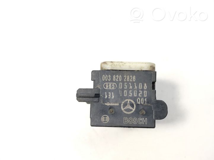 Mercedes-Benz GL X164 Capteur de collision / impact de déploiement d'airbag 0038202826