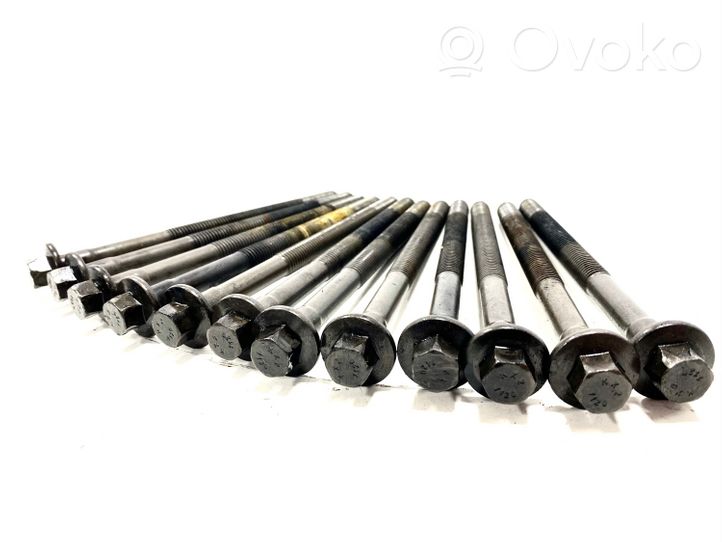 Volvo XC60 Cylinder head bolts 