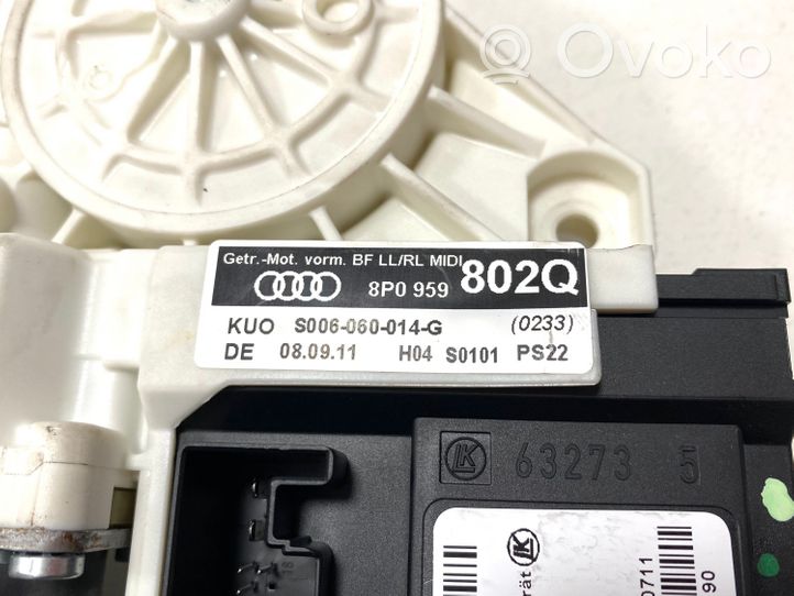 Audi A3 S3 A3 Sportback 8P Varikliukas priekinio langų pakėlėjo 8P0959802Q