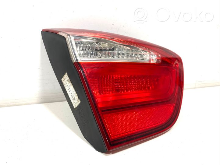 KIA Rio Tailgate rear/tail lights 924031W2